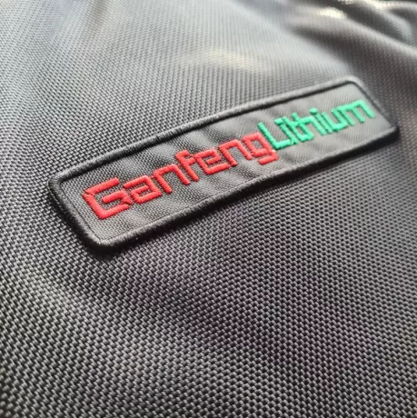 Logo bordado