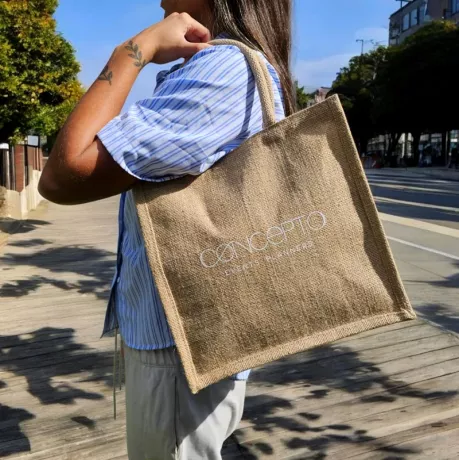 Bolsa yute con estampado