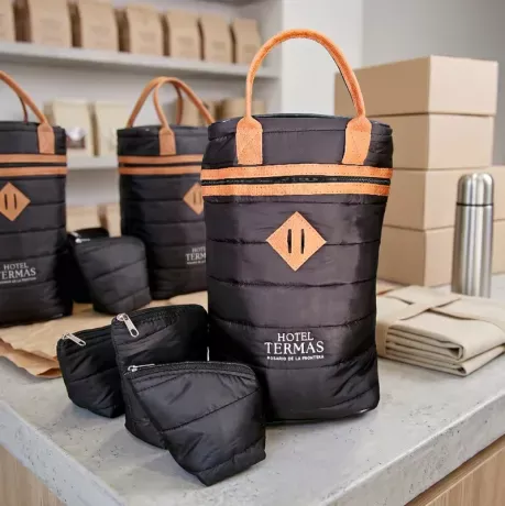 kit matero personalizado. Cliente: Hotel Termas