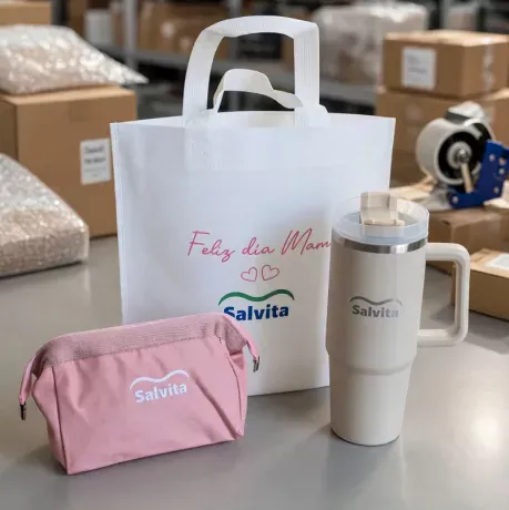 Kit de productos personalizados. Cliente: Salvita