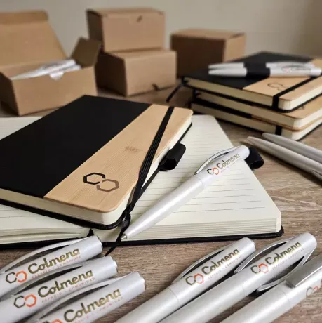 Kit de productos personalizados. Cliente: Colmena