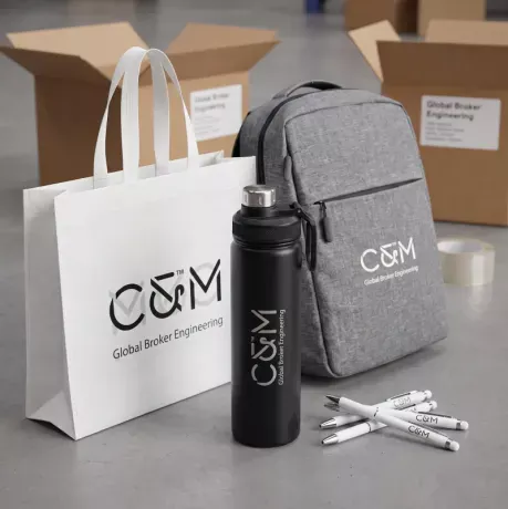Kit de productos personalizados. Cliente: C&M