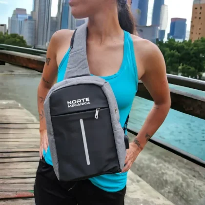 Morral con logo estampado