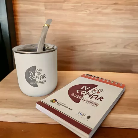 Libreta y mate personalizados
