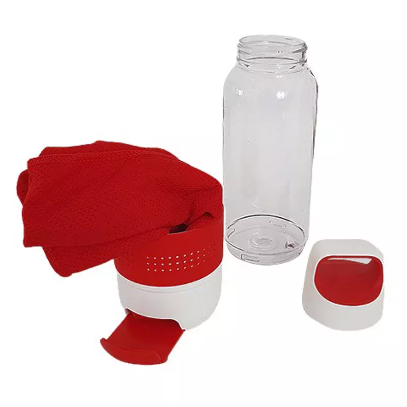 Botella plastica con toalla